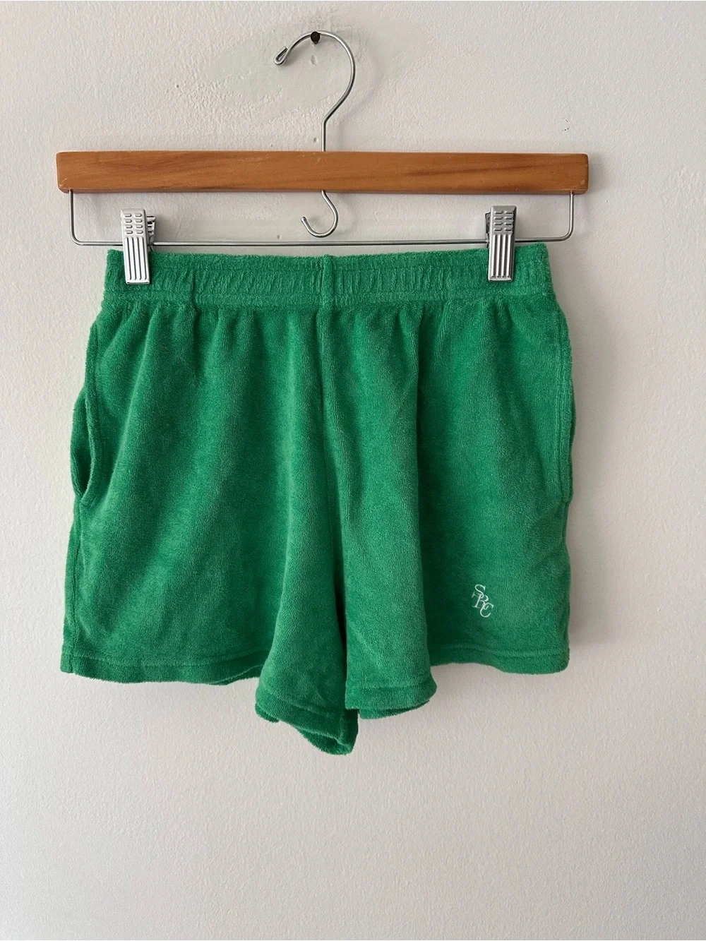 NWT Sporty & Rich Green Terry cloth shirts Classic white logo size small